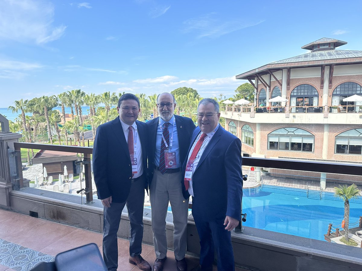 OsmonovDr's tweet image. Thank you #turkishandrology for having me as a speaker exploring difficult IPP placement after priapism and other aspects #prostheticurolocyy  in #Antalya many thanks to Prof. Emre Akkuş and Dr. Murat Gül for the invitation as a part of faculty @KoenraadvanRen1 @drMarcoFalcone1