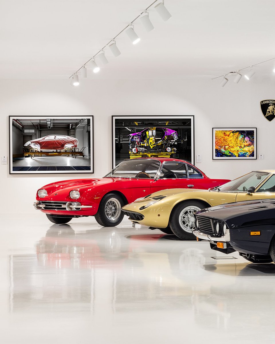 Lamborghini tweet media