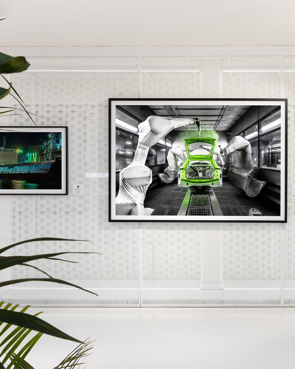 Lamborghini tweet media