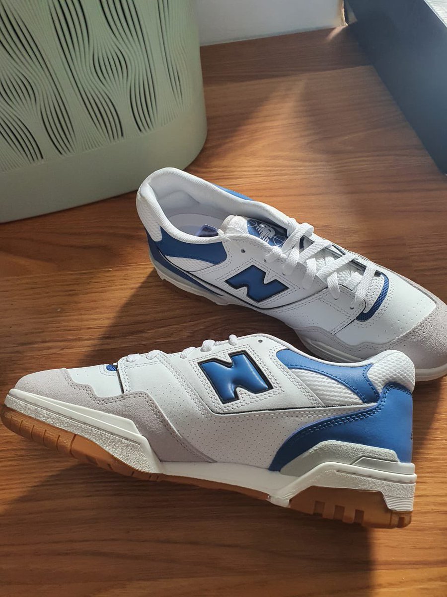 64pgs_'s tweet photo. wts sepatu new balance 550 size 41-44 760k nett new masih ada tag belum pernah dipakai inc box sepatunya juga yaa #zonajajan #zonauang #wts #newbalance https://t.co/0hXoSZejjB