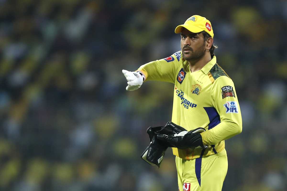 Muazzam14019193's tweet photo. CSK ने एक बार फिर धोनी को बनाया कप्तान 🥹 #LaCasaDeLosFamososCol #Dhoni #cskvskkr #IPL2025 https://t.co/I5Ih7jSxlU