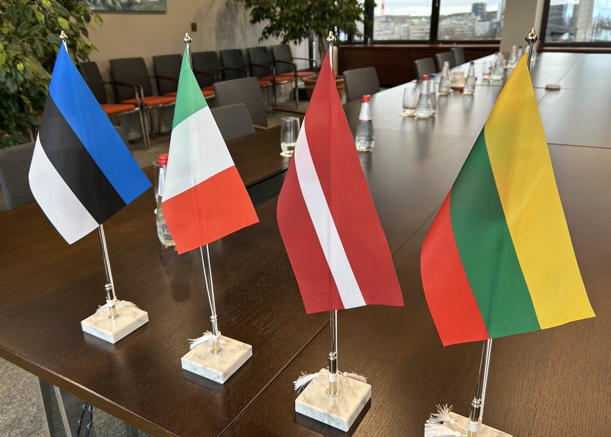 MFAestonia's tweet photo. Productive consultations in Tallinn today between Estonia 🇪🇪, Italy 🇮🇹, Latvia 🇱🇻, &amp; Lithuania 🇱🇹 .

Key topics: supporting Ukraine🇺🇦, strengthening European defence, &amp; enhancing NATO &amp; EU collaboration.

@ItalyMFA I @Latvian_MFA I @LithuaniaMFA https://t.co/7YDOxX3vJs