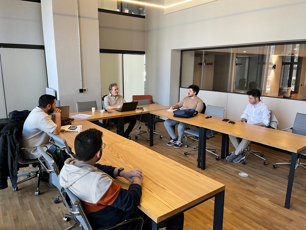 fonprimecoworking tweet media