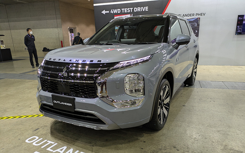 片山右京 記念 ukyo-katayama-during-the-