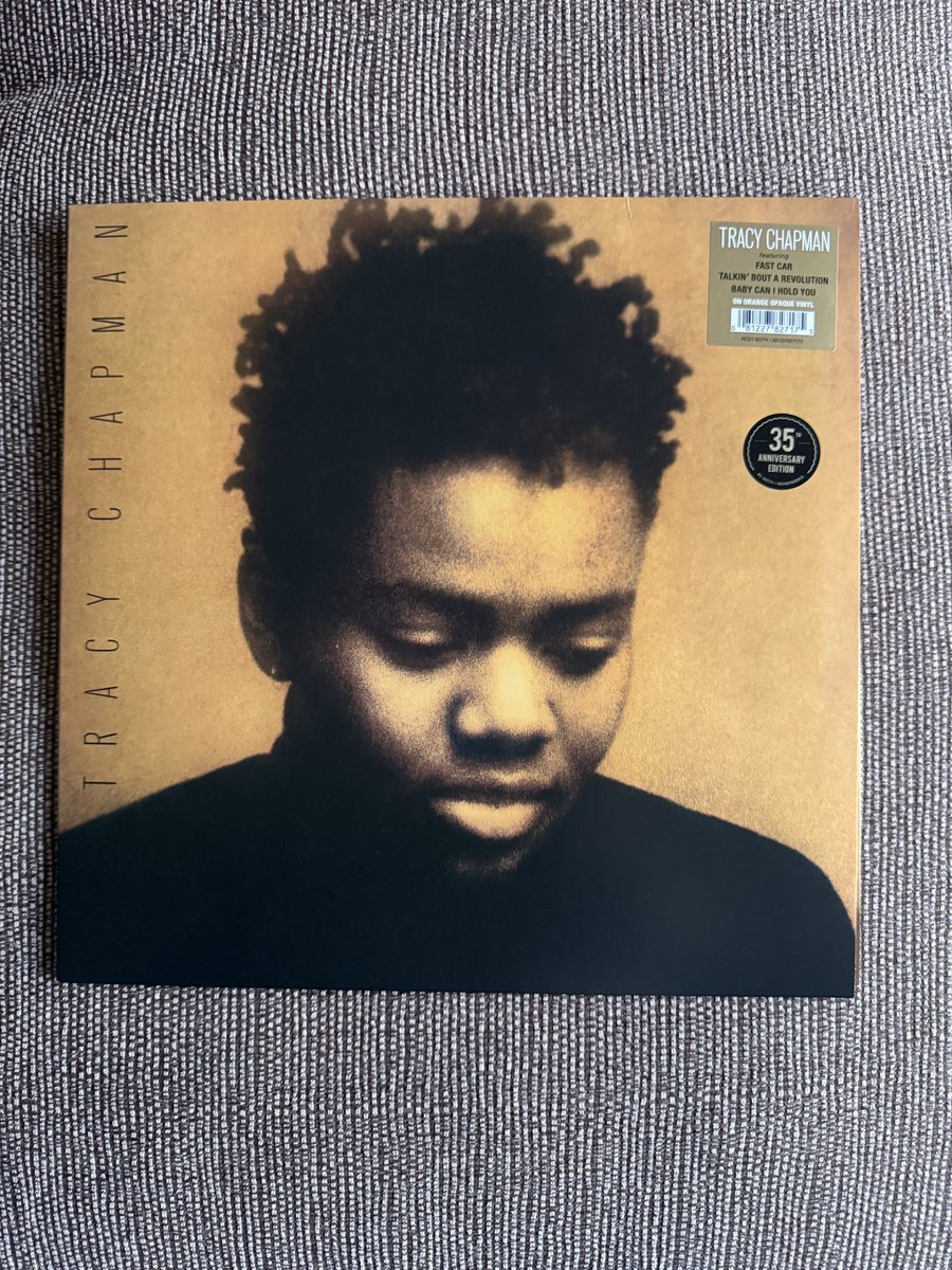 OfficialSuvHash's tweet image. 35 years of this brilliant album ….. Please do some shows Tracy …… #recordalbum #tracychapman #fastcar #music