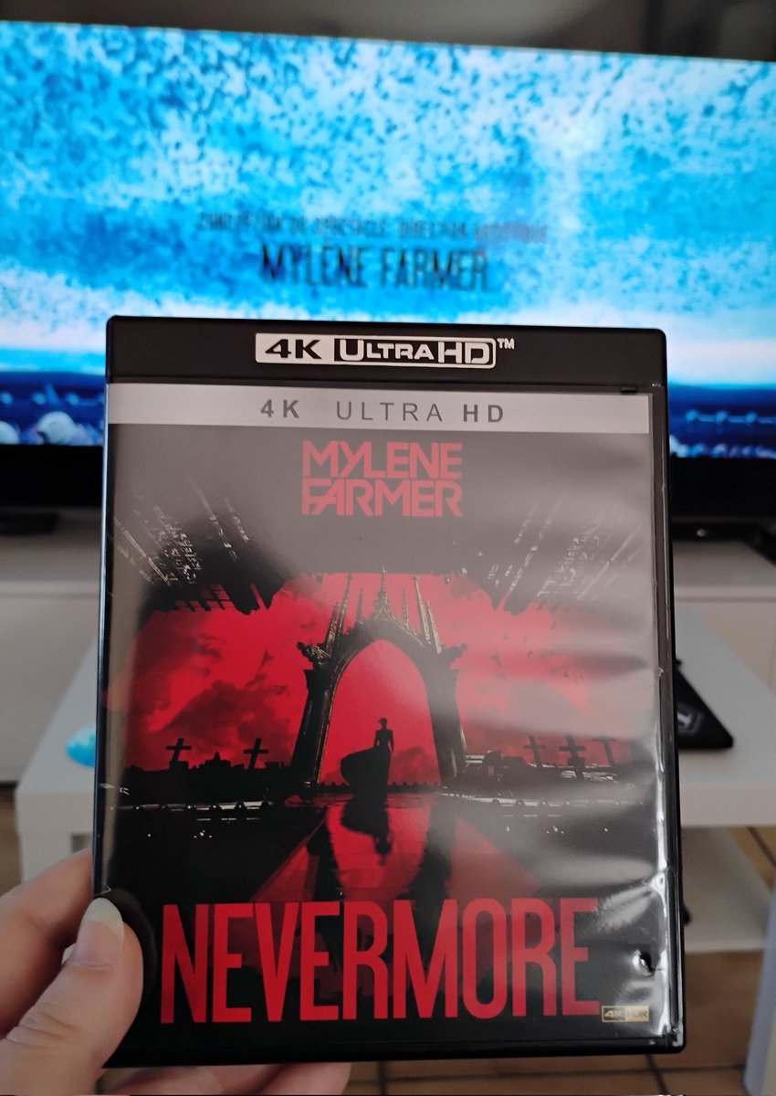 CristLMylN's tweet photo. Il ne pouvait pas y avoir mon anniversaire sans Mylène 🥰💜🐦⬛
#mylènefarmer #mylenefarmer #mylenefarmerfan #mylenefarmerfans #mf #TeamMF #nevermore #nevermorelefilm #music #musique #Musiques #Chansons #Chanson #chansonfrancaise #Concert #live #bluray #blurays https://t.co/5Mg6bXJqVN