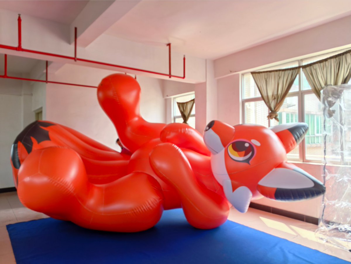BeileCompany's tweet photo. 4mL Cute Inflatable fox
#InflatableFox https://t.co/HkSuLTmQe0