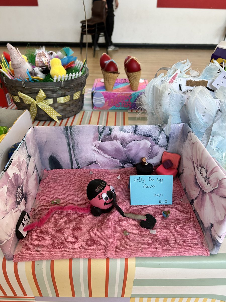 GirlsOlv's tweet photo. Some of our amazing ‘Best-Dressed Egg’ entries! https://t.co/lr8OrmsGAD