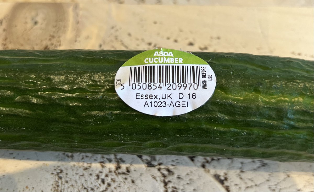 The only way is Essex Cucumbers 

(or Hertfordshire &amp; even London) in the Lea Valley

#Backbritishfarming #Essex #TOWIE