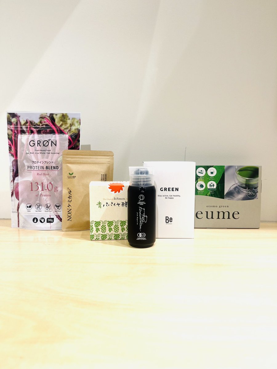 styletable_CN's tweet photo. #健康を制するものは人生を制する

身体が資本！現代社会では
昔に比べると野菜等の栄養価は下がっていると言われていることも

健康を維持するためにも足りないものは補う必要があります✨

当店ではインナーケアの商品も充実してます🍅🌽

#styletableコレド日本橋
#コレド日本橋 https://t.co/on4tPqDXd3
