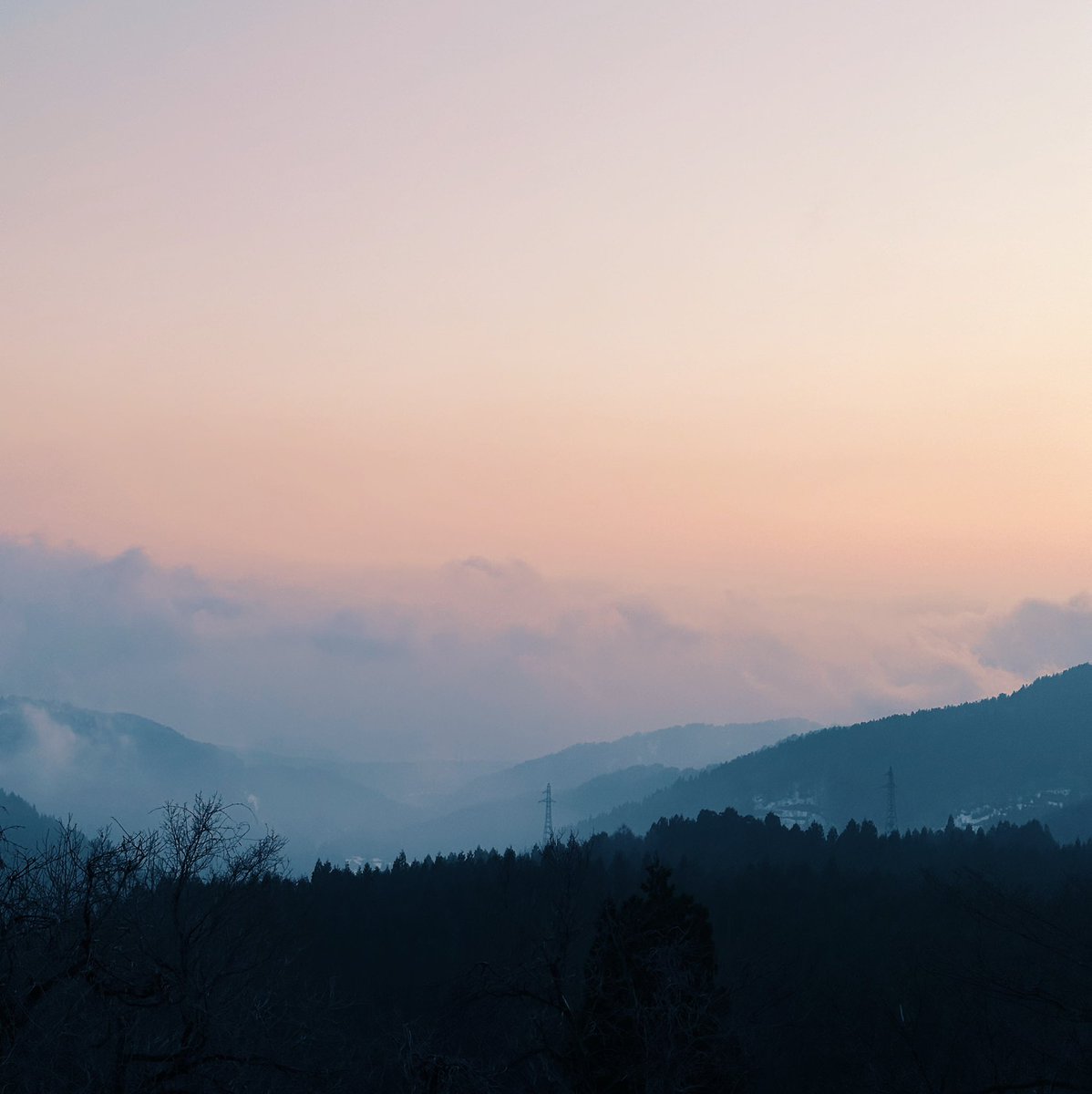 nimbus__2022's tweet image. #イマソラ　夕陽を受けて雪がほんのり桃色