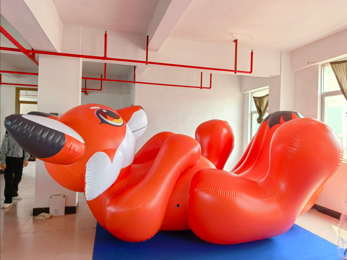 BeileCompany's tweet photo. 4mL Cute Inflatable fox
#InflatableFox https://t.co/HkSuLTmQe0