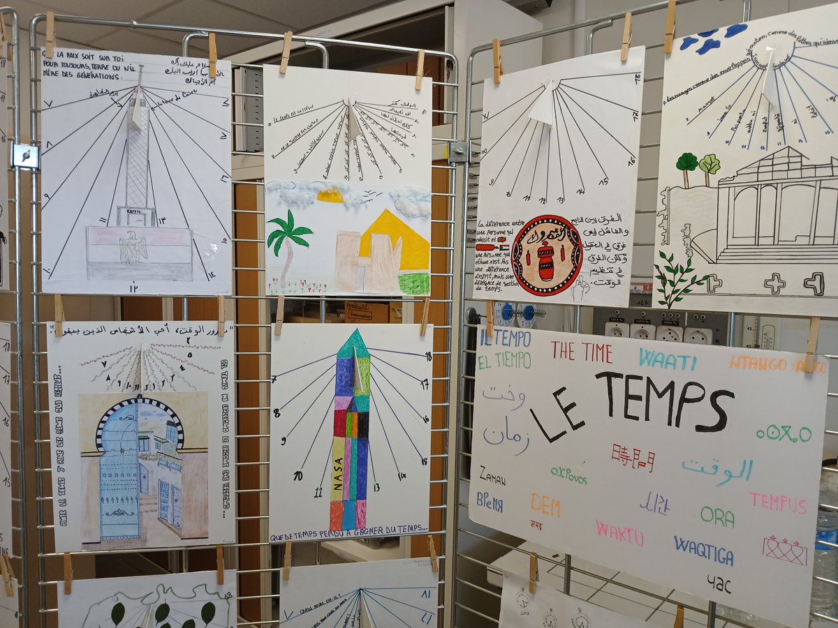 LPCarraz's tweet photo. ⏲️Tempus fugit ! Projet sur le temps en #UPE2A :
🪐Les élèves ont réalisé leurs cadrans solaires avec l'association d'astronomie Cygnus21
🪶Atelier d'écriture sur le temps et enregistrement à venir avec Le Cri de la plume https://t.co/6vAMnMpWK3