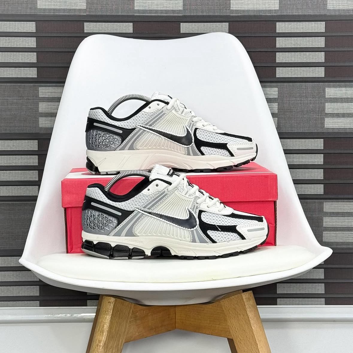 𝒴𝓋𝑜𝓃𝓃𝑒 𝓢𝓷𝓮𝓪𝓴𝓮𝓻 𝓹𝓵𝓾𝓰👟😌 tweet media