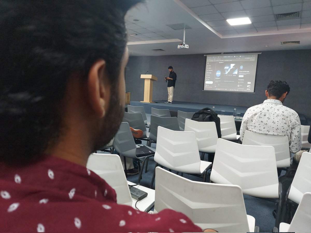 Harsh__Vardhan4's tweet image. My love life is like Web3... completely decentralized, but still no one’s validating my feelings!
Attended the Web3 Workshop at MRIIRS — and unlike my crush, it actually gave me some attention and understanding!
@rahulkathuriaaa
@BhBhavy
@firstmovers_
#Web3Workshop