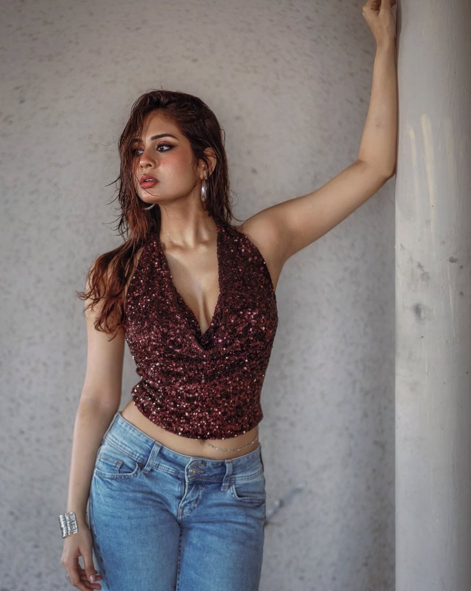ctcupdates's tweet photo. #SrushtiBannatti 🔥 https://t.co/BzQsFU7kQl