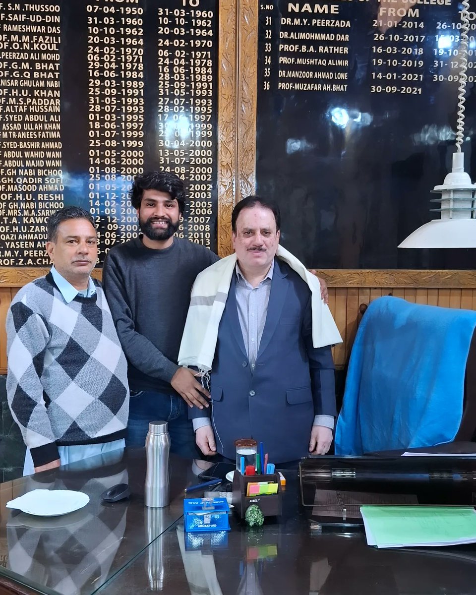 I went to GDC Anantnag today and welcomed the new Principal of GDC Anantnag Dr. Mushtaq Ah Sab. I felt happy to meet such a personality today.I hope that as you have done your work honestly and diligently in GDC Tral,you will see the same in GDC Anantnag.I welcome you once again