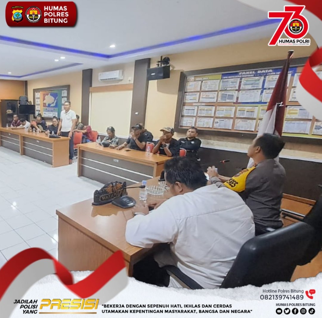 HumPolresBitung's tweet photo. Sihumas Polres Bitung memberikan sosialisasi Literasi Digital kepada personel Polres Bitung https://t.co/RMcxYlgmgh