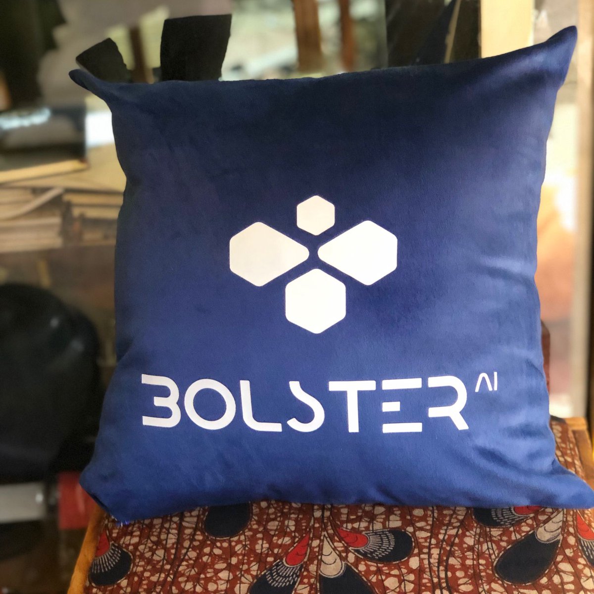 infiniTees_ug's tweet photo. 😎Level up your room Interior Game with some customized Cushions 🔥🔥🔥🔥😁👋 https://t.co/uFRjoUc3LV
