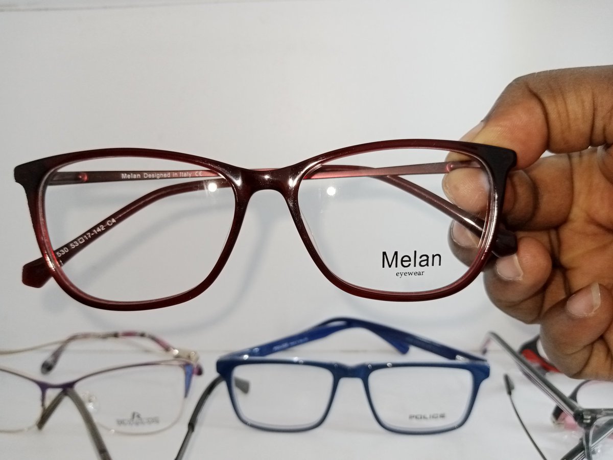 Dawudi11's tweet photo. Delivered to our nakasero market patient you can as well order for your glasses through our watsup number 0783113374 or visit us on Colline house speke Rd next to speke hotel kampala pay through momo code 616088 (David) #lenses #opticalframes
#eyecheckup #bifocals #progressive https://t.co/sqDmYOUp9z