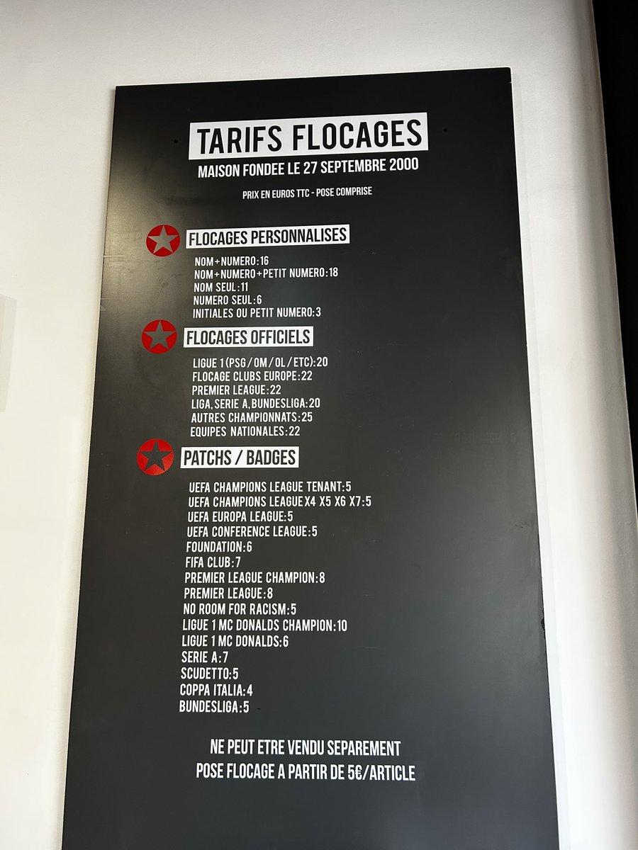 FootStore75's tweet image. Si il y a bien une boutique où vous pouvez réaliser vos flocages préférés, c’est chez FootStore !

En achetant 1 maillot en magasin, profitez du flocage à seulement 5€ jusqu’au samedi 19 avril🔥
#FootStore #Flocage #Maillots