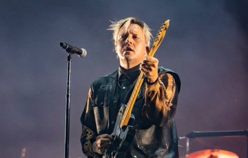 ProfesorJonk's tweet photo. "Cada uno tiene sus propios talentos. Depende de cada uno ver lo que realmente puede hacer".
Win Butler.
🎂
Verle en escena es una experiencia inolvidable.
Enormes @arcadefire.
#WillButler #arcadefire #musica
https://t.co/XIEVbhcBSB https://t.co/jR8muIAOBT