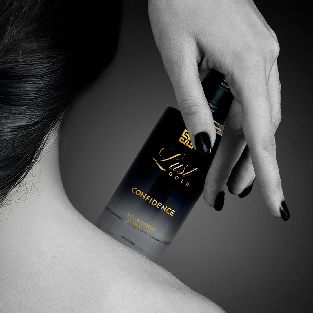 StarStruckbySL's tweet photo. Lets' break all the rules - https://t.co/658nz4LhWM
.
#perfumeformen #scentoftheday #edpperfume #perfumeoftheday #lustbysunny #lustperfumes #confidencebylust https://t.co/cvhXvzFLUk