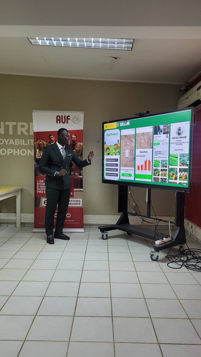 a_pseg's tweet photo. À l'occasion de la Finale du Concours "Mon idée, Mon entreprise" au #Gabon, la présidente de l'#APSEG a été invitée comme membre du jury. Félicitations à tous ces jeunes étudiants qui valorisent l'esprit #entrepreneurial ! https://t.co/edYa4Ls8FF