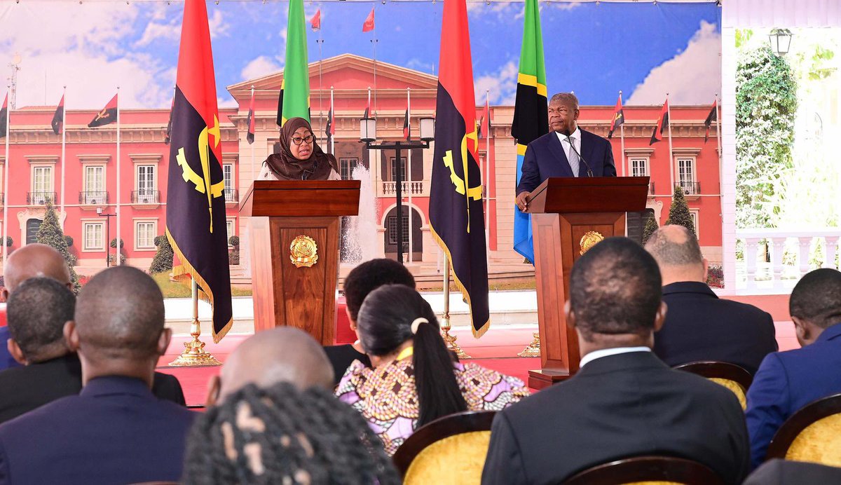 Sat_Media_'s tweet photo. Makala fupi ya Ziara ya Rais wa Jamhuri ya Muungano wa Tanzania Mhe. Dkt. Samia Suluhu Hassan nchini Angola
#SatMediaUpdates #angola #tanzania https://t.co/o4z8SfbHzO