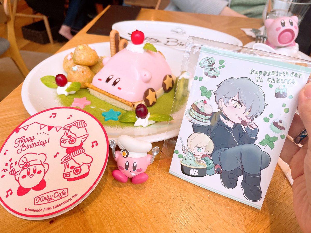 改めまして、ジョンちゃんとお誕生日デートしてきました!いろんなご飯食べたり遊びに行ってきたよー!!!😘💕💕
4枚目のイラストですが、ジョンちゃんがスト6の私のアバター君を描いてくれたんです…めちゃめちゃかっこいい、そして可愛い…可愛い…!!!一生の家宝にしますありがとう😭🙏✨