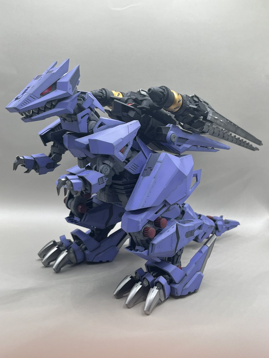 アルコン tweet media