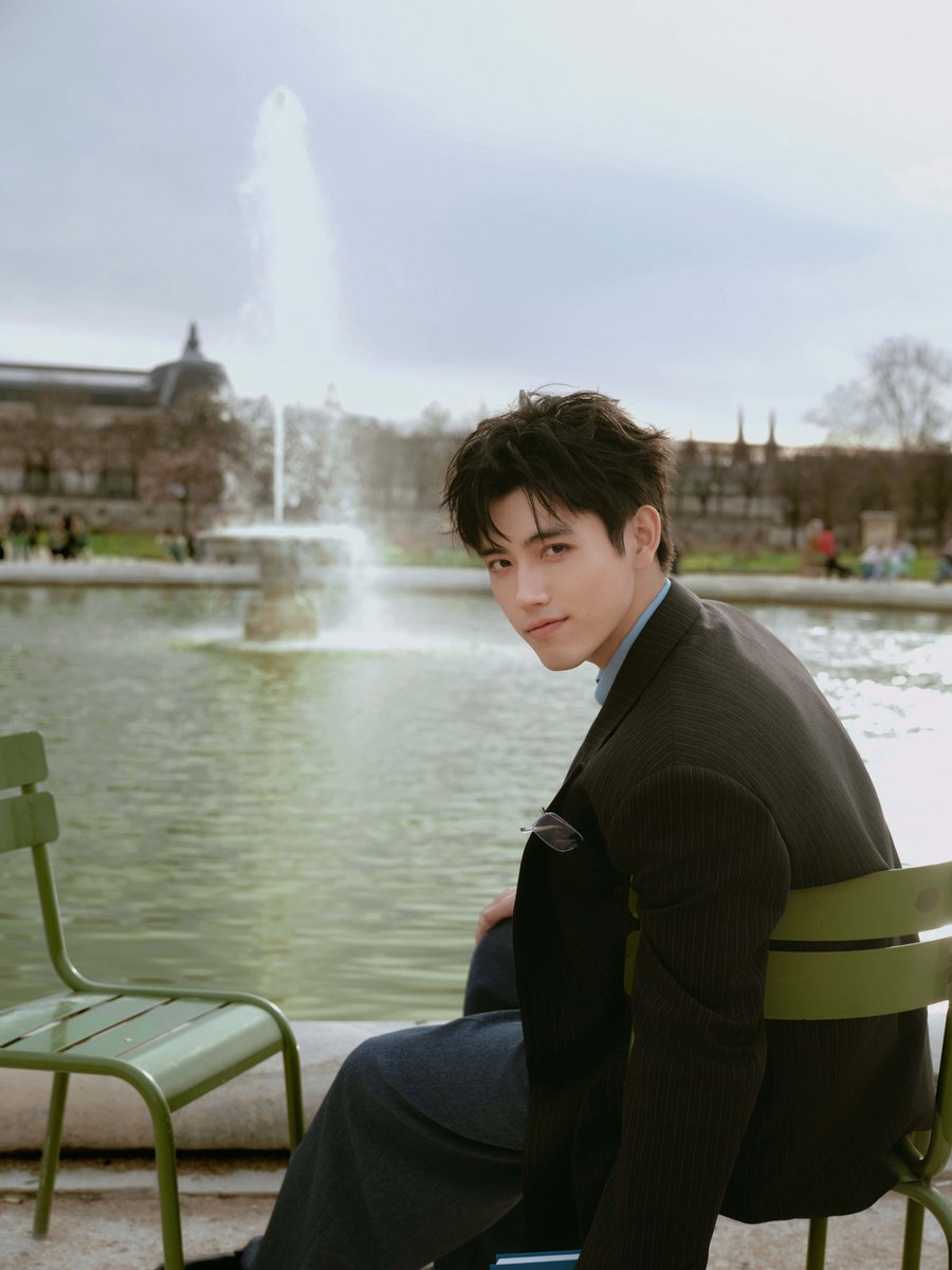 YoukuOfficial's tweet photo. #ChenFeiyu #ArthurChen Enjoy the spring.

#陈飞宇 

#YOUKU #优酷 https://t.co/xMrdTt4kjE