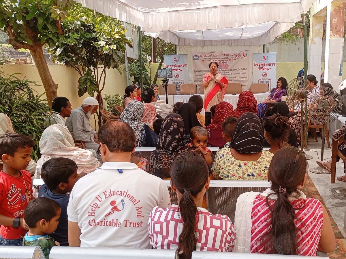 PSI India Board member and  Senior Public Health Specialist, Dr. Shikha Shrivastava, speaking on #WorldHealthDay, at a community awareness event in Urban Health Training Center (UHTC), Ujariyaon, Gomti Nagar, Lucknow, highlighted the importance of family planning. She explained