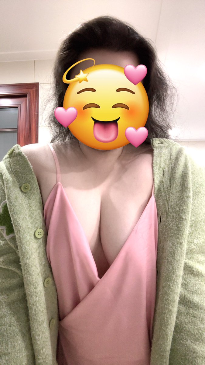 Freya_sheng's tweet photo. 挤一挤总会有的
#le #les #女同 #女同性恋 #拉拉 #女女 #线下 https://t.co/VLgCqMMCfu