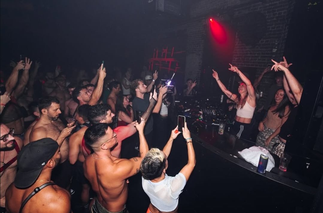 Lookin' lookin'... <a href="/MelanieCmusic/">Melanie C / Mel C</a> instagram.com/p/DIStTgrSxcs/