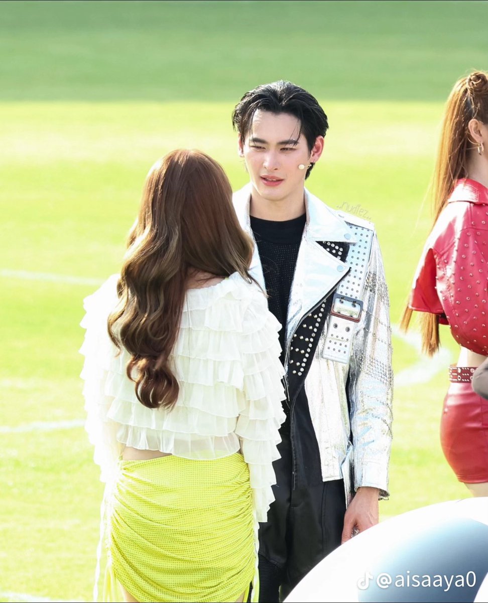 StJibbie's tweet photo. นี่ไม่ใช่สรุจชีวัน แต่เป็นเก้าพีพีในชีวิตจริง🤭💕✨ 
น่ารักมากเลยอะ😊🙈

#เก้าพีพีแมตช์นี้ชนะใจเธอ 
#เก้าพีพี #KAOPP https://t.co/hyaX5t52oy