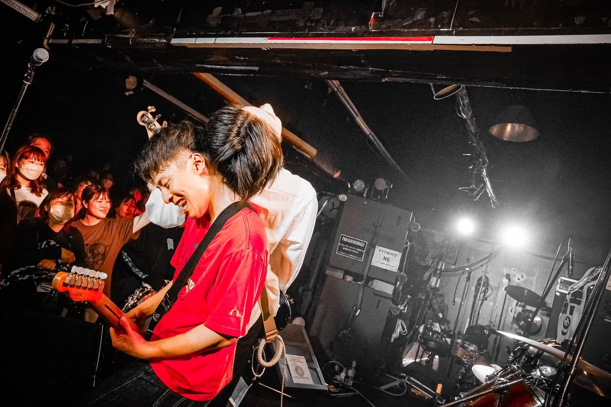 SLOTH-SHUTTLE tweet media