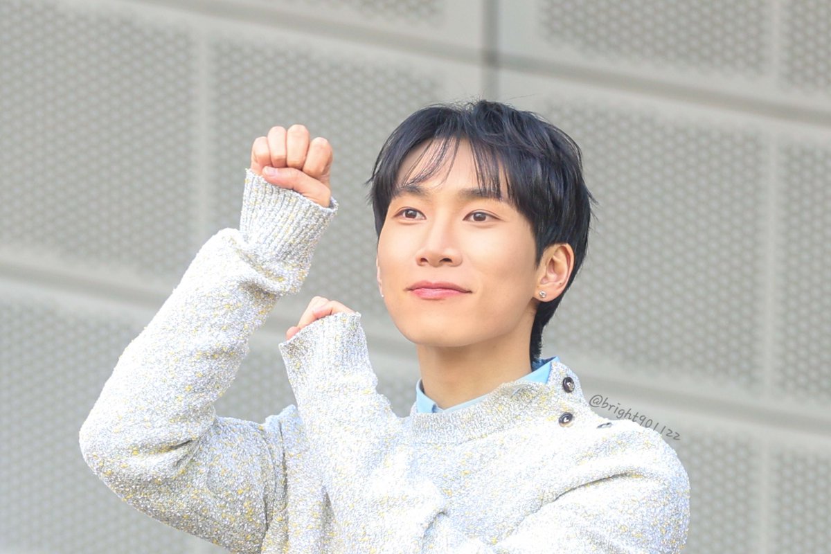 250308 음악중심 미니팬미팅 #은광 

냥😺

#비투비 #서은광 #SEOEUNKWANG
#BTOB <a href="/BTOB_SEKwang/">서은광</a>