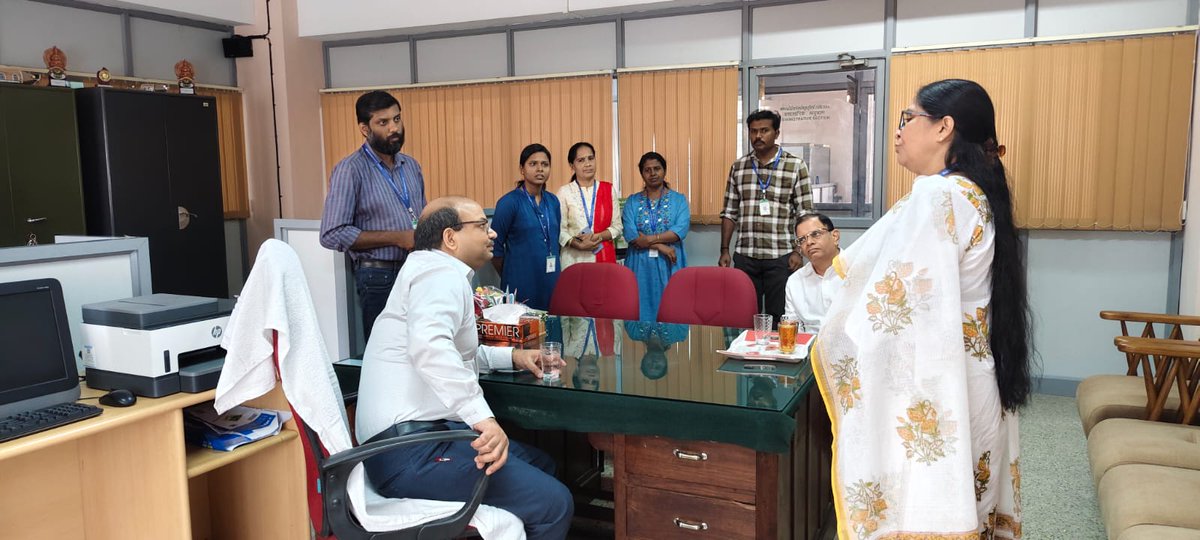 CipmcErnakulam's tweet photo. Honourable Additional commissioner Plant Protection DA&FW Shri.Anand kumar Prabhakar visited CIPMC ERNAKULAM on 11.04.2025 #officevisit #MinistryofAgriculture #dppqs https://t.co/Cuk6623XxA