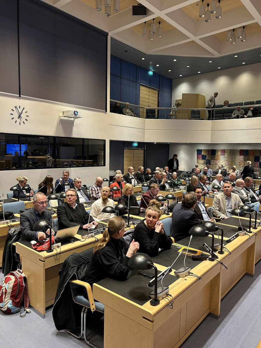 Kiinteistöliitto (@kiinteistoala) on Twitter photo Kiinteistöliiton kaksipäiväiset liittokokoustapahtumat käynnistyvät parhaillaan <a href="/LappeenrantaFi/">Lappeenranta</a> kiinteistöseminaarin merkeissä. Onnistuneita päiviä kaikille osallistujille! #liittokokous #järjestötoiminta #kiinteistöt #taloyhtiöt Kiinteistöliiton kaksipäiväiset liittokokoustapahtumat käynnistyvät parhaillaan <a href="/LappeenrantaFi/">Lappeenranta</a> kiinteistöseminaarin merkeissä. Onnistuneita päiviä kaikille osallistujille! #liittokokous #järjestötoiminta #kiinteistöt #taloyhtiöt
