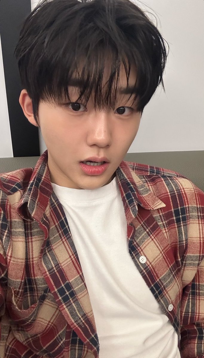 JjutopiaH's tweet photo. 헐!! 주혀니 헤메 받고 뭐해용?!😻😻 https://t.co/hT0Pfk7O2c