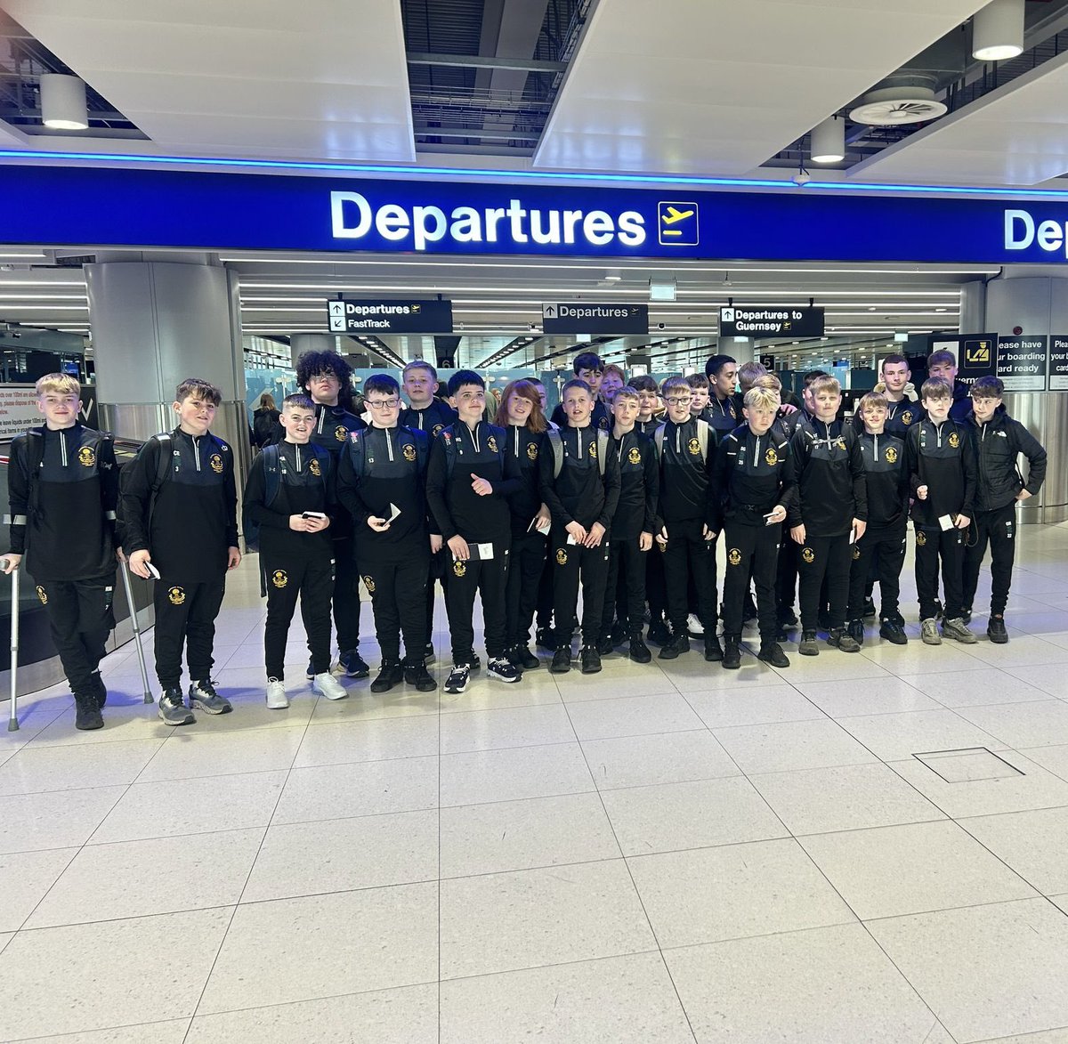 🏉🇵🇹The U13’s have departed for Lisbon! This weekend we take part in the Portugal Youth Rugby festival, against 32 teams from across the globe 🌍 
Keep updated on our matches via X &amp; YouTube!🏉🇵🇹