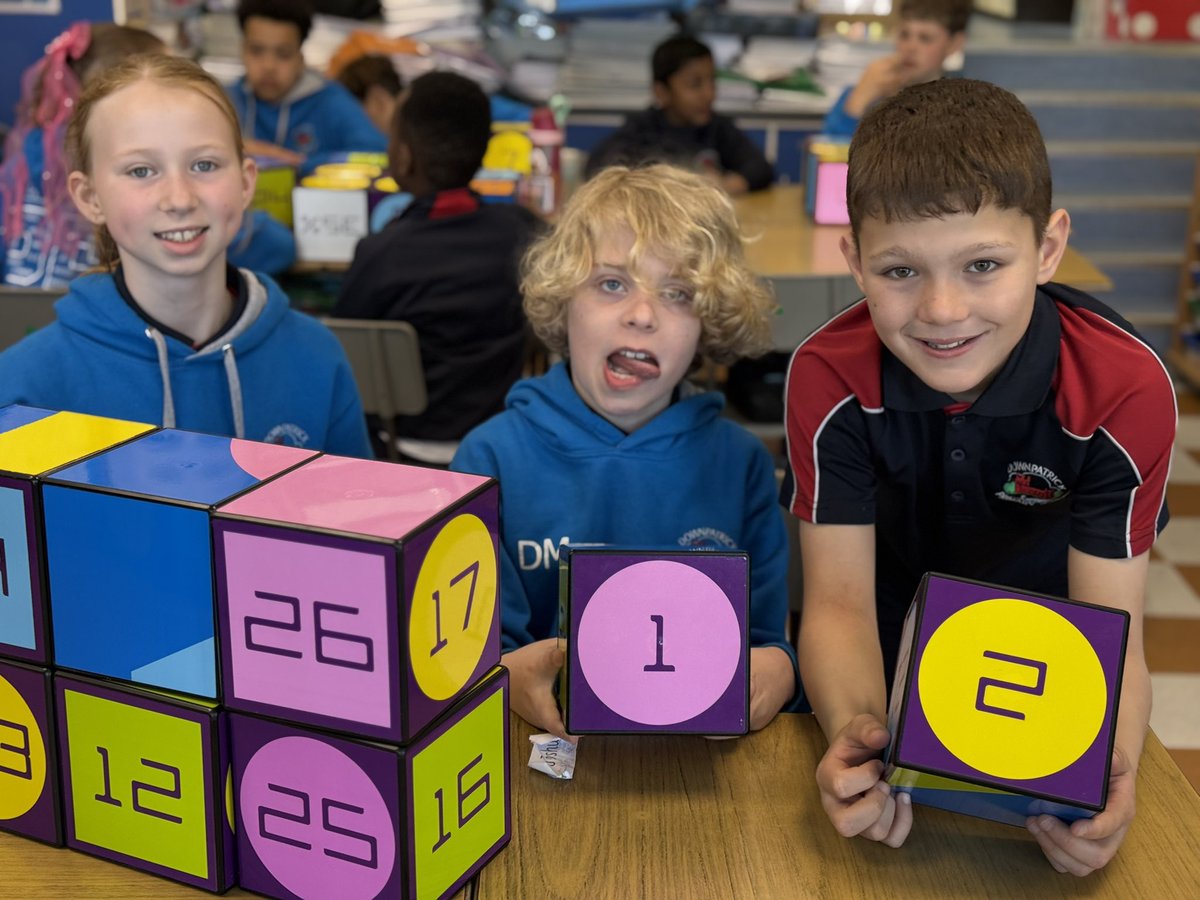 <a href="/AbacusandHelix/">IZAK9</a> <a href="/mathsweek/">Maths Week Ireland</a>  enjoying a live izak9 session developing our maths skills