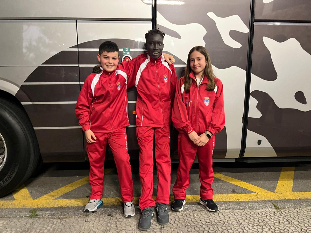 Hoy nuestros/a jugadores/a Cristina Jiménez Gutierrez, David Martin Amáis y Uman Mateo Pascual, han partido hacia San Fernando para disputar el Campeonato de España en la categoría Alevin. Os deseamos mucha suerte y que disfrutéis de esta gran experiencia.💚🏀💪🏼!!!