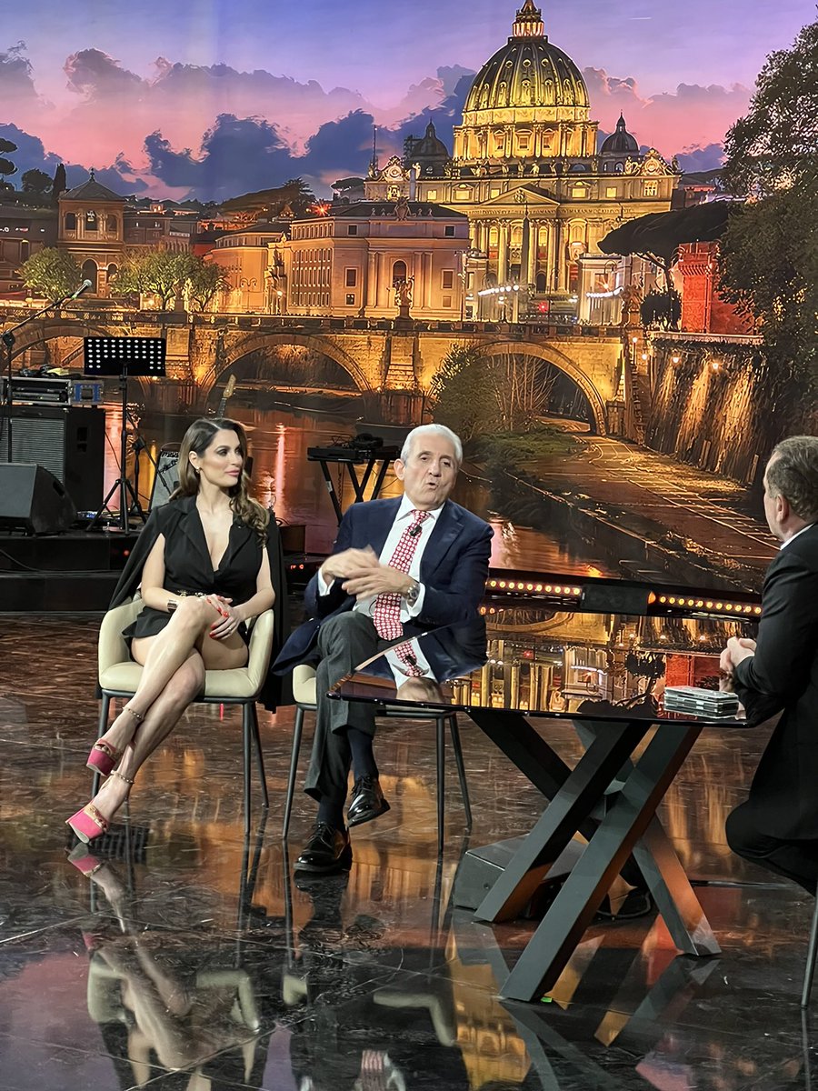 Alessia Macari tweet media