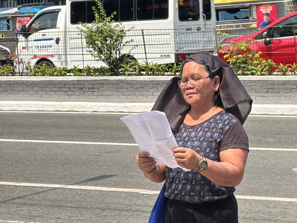 pistonph's tweet photo. Like Christ's journey to Calvary, Filipino transport workers trudge a difficult path of uncertainty and hardship. This Holy Week, as Filipino Christians reflect on sacrifice and redemption, we urge the Marcos regime to also reflect on the sacrifices already made by thousands of transport workers struggling to maintain their livelihoods.