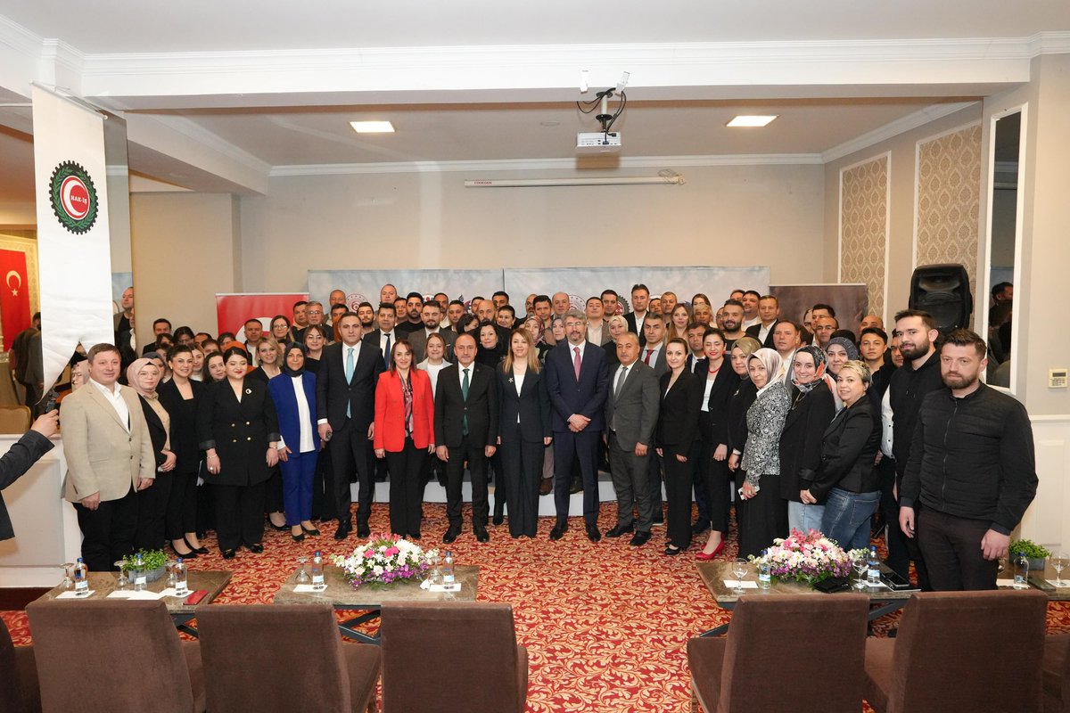 suleyman6061's tweet photo. ÇSGB desteğiyle “Sağlık ve Sosyal Hizmet İşkolu Çalışanlarının Güvenlik Kültürünün Geliştirilmesi Yoluyla Çalışma Hayatı Merkezli Risklerle Mücadele” projemizi Denizli’de gerçekleştirdik.
Eğitimin, iş kazalarının önlenmesine ve çalışan sağlığına katkı sunmasını temenni ediyorum. https://t.co/PMp3hfh19o