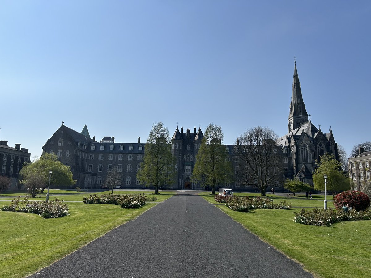 Christian Schweizer tweet media