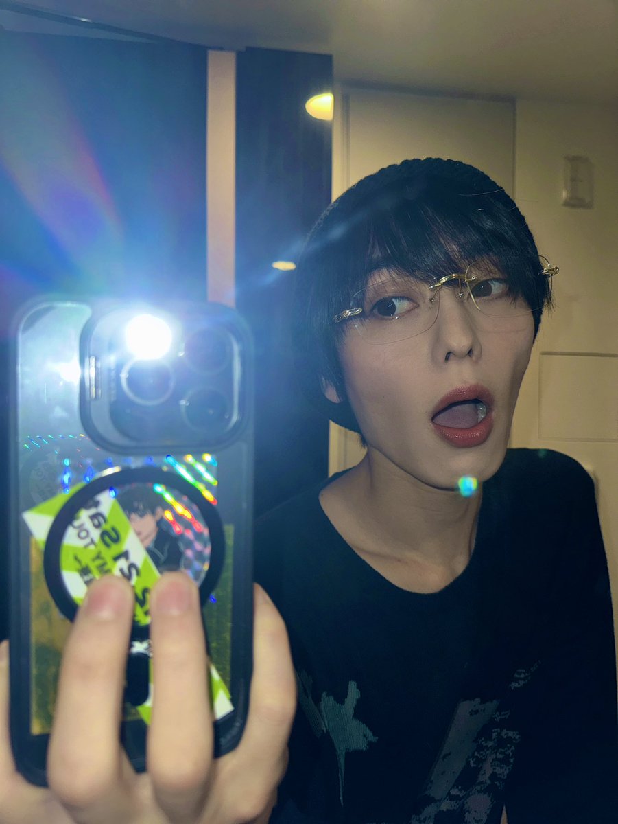 新しいステッカー作ろっと🆕