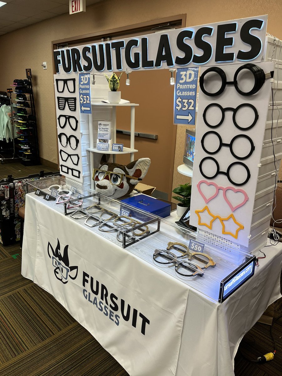 Were here at Furcationland 2025!

Booth E3!